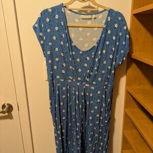 JoJo Maman Bebe maternity/nursing dress